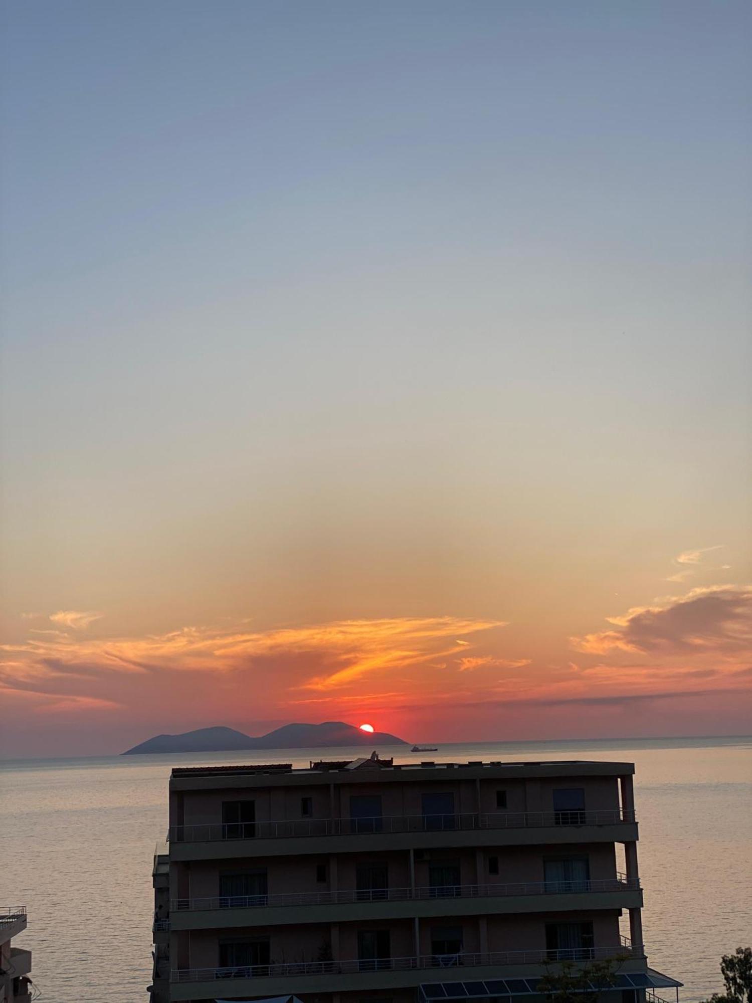 Sea View Apartment Vlora Kültér fotó