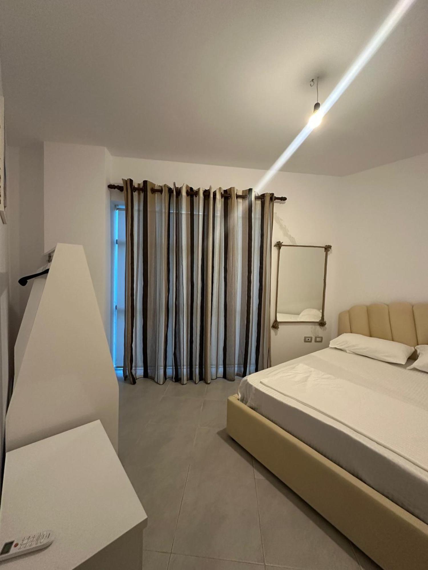 Sea View Apartment Vlora Kültér fotó